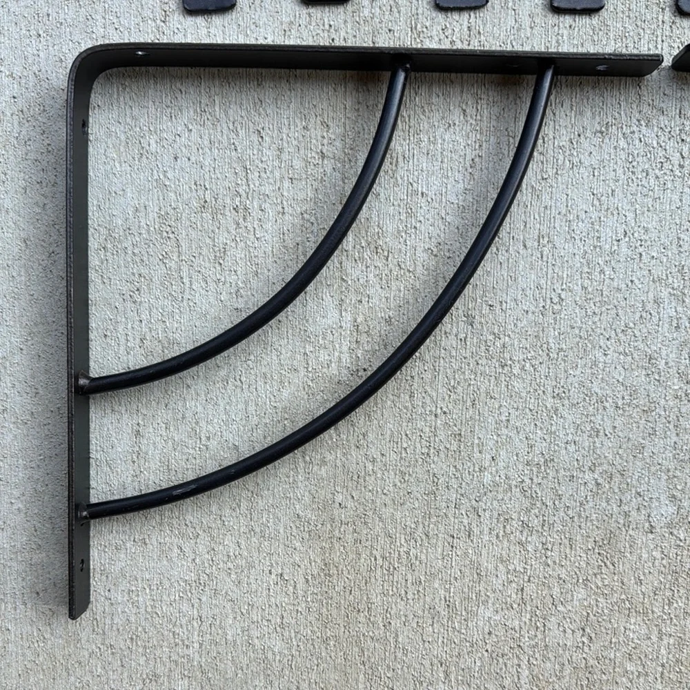 Black Metal Wall Bracket